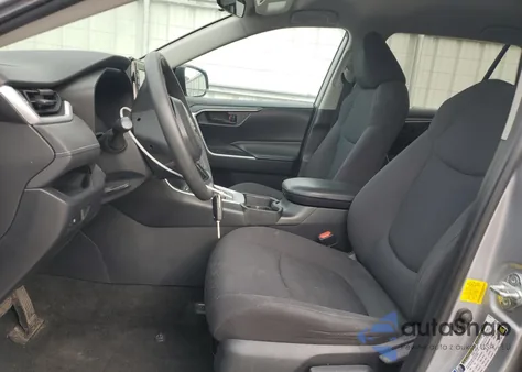 2019 Toyota Rav4 Le z USA, uszkodzony, nr VIN 2T3F1RFV9KW052918